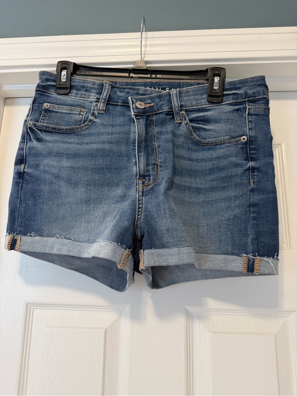 American Eagle Outfitters Women's Rolled Hem Denim Shorts - Blue Wash